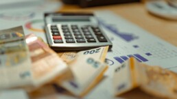 Comment simuler sa capacité d'épargne mensuelle ?